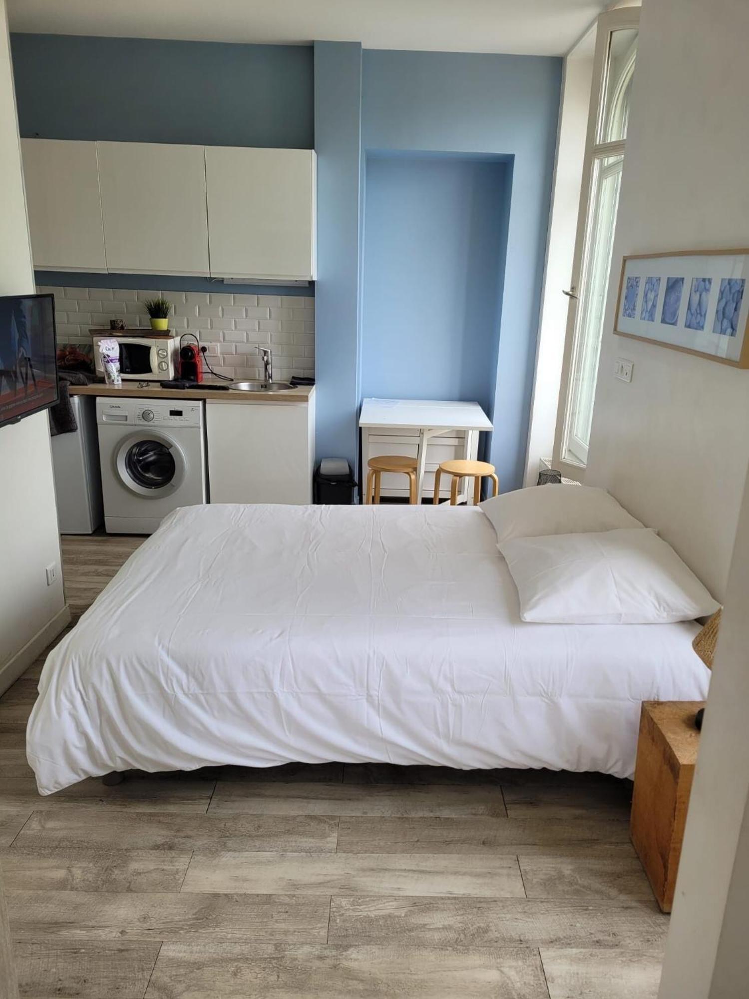 อพาร์ตเมนต์ เล สวีท ดู ปาร์ก Apartment เบอซองซง ภายนอก รูปภาพ
